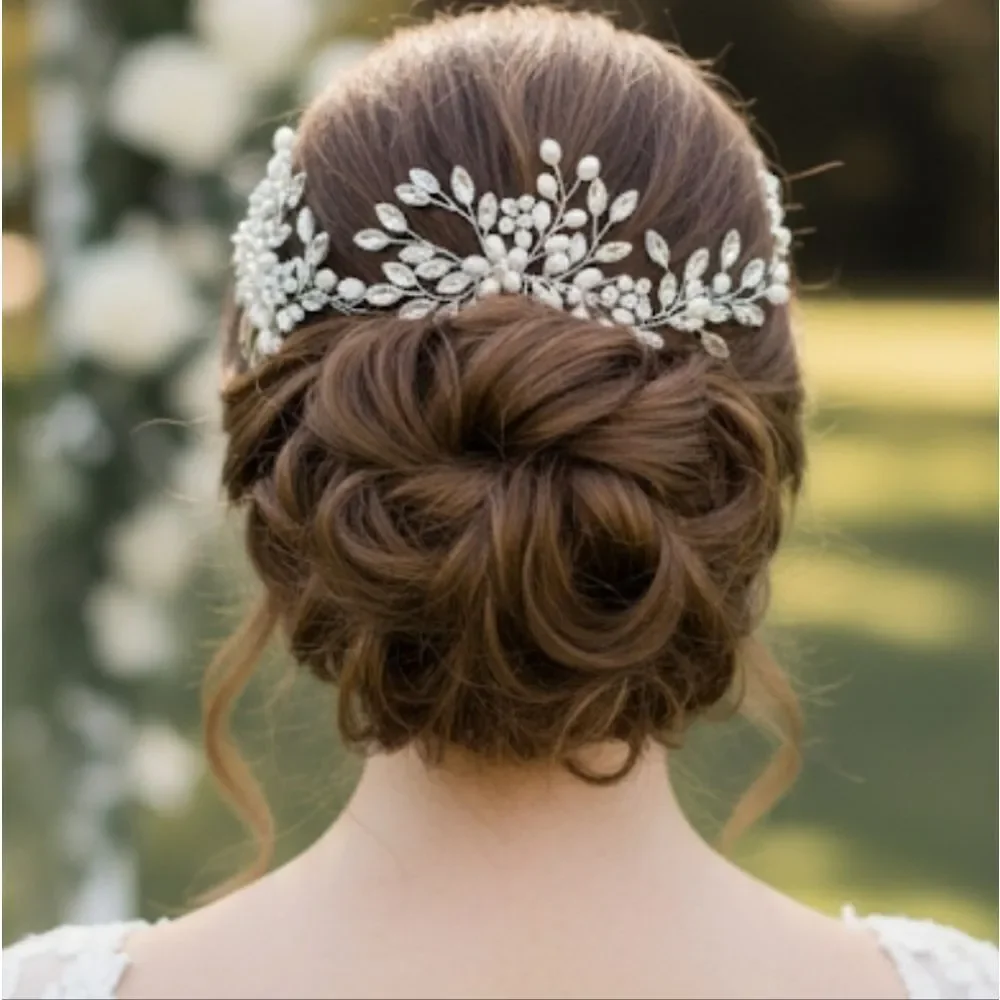 Elegant Silver and Pearl Hair Comb